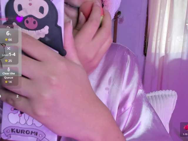 Rosielee live cam on BongaCams