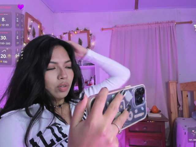 Rosielee live cam on BongaCams