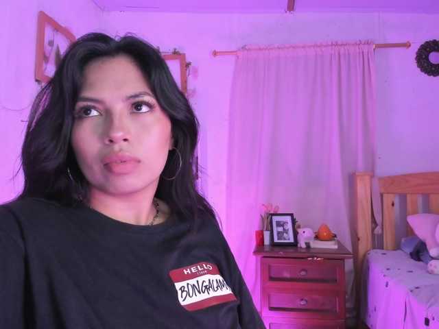 Rosielee live cam on BongaCams