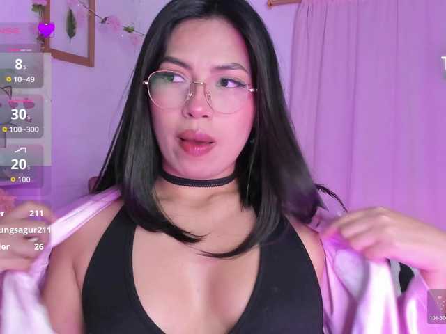 Rosielee live cam on BongaCams