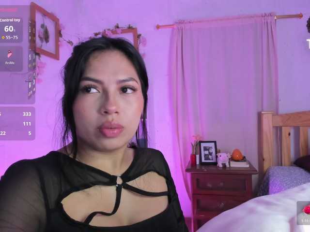 Rosielee live cam on BongaCams
