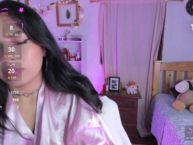 Rosielee live cam on BongaCams