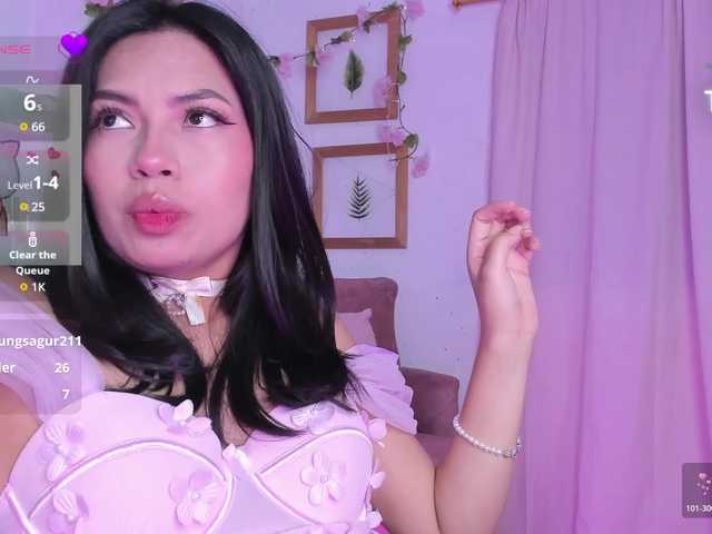 Rosielee live webcam show