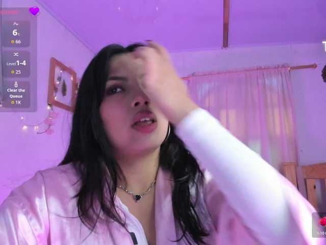 Rosielee live cam on BongaCams
