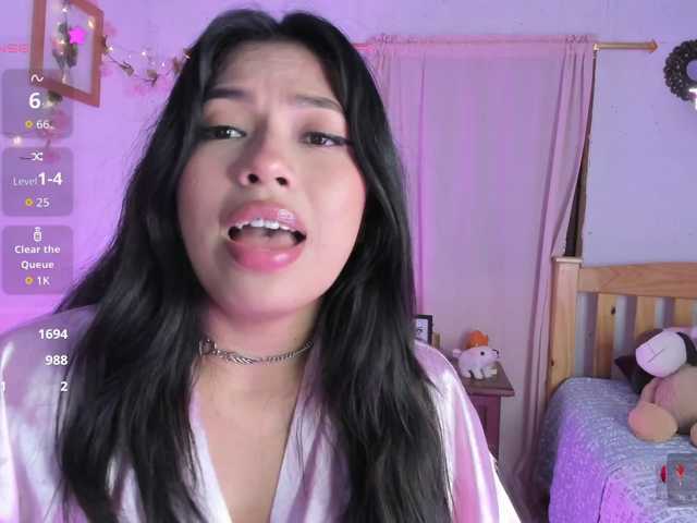 Rosielee live cam on BongaCams