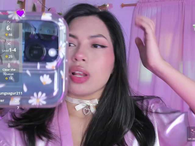 Rosielee live cam on BongaCams