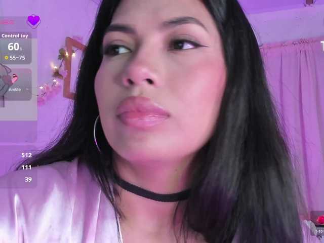 Rosielee live cam on BongaCams