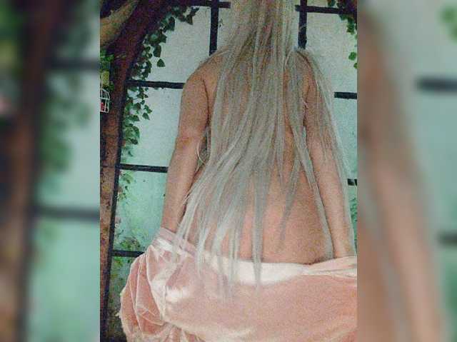 Kuca live cam on BongaCams