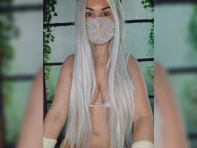 Kuca live cam on BongaCams