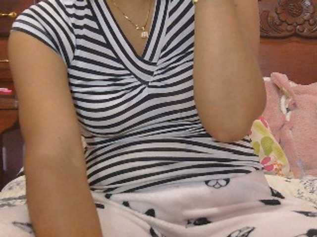 Mielly live cam on BongaCams