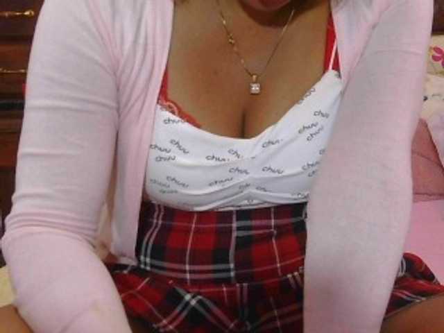 Mielly live cam on BongaCams