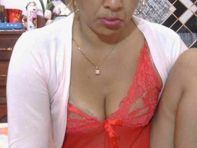 Mielly live cam on BongaCams
