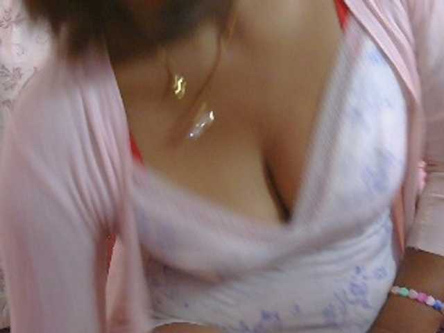 Mielly live cam on BongaCams