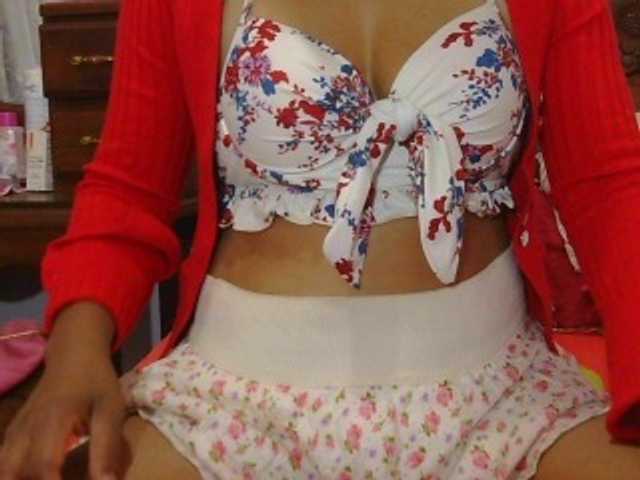 Mielly live cam on BongaCams