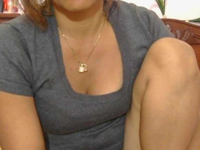 Mielly live webcam show