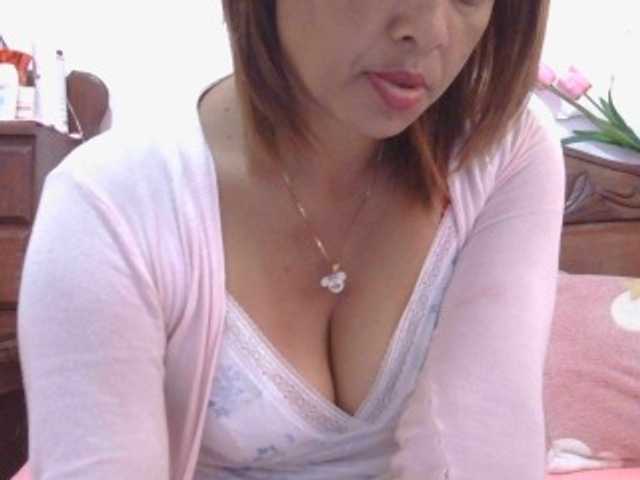 Mielly live cam on BongaCams