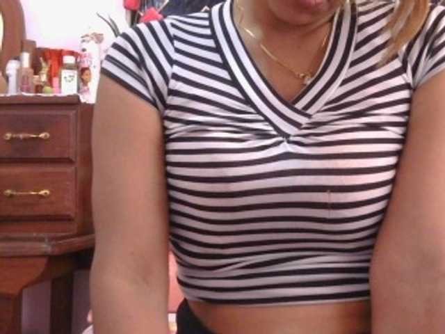 Mielly live cam preview