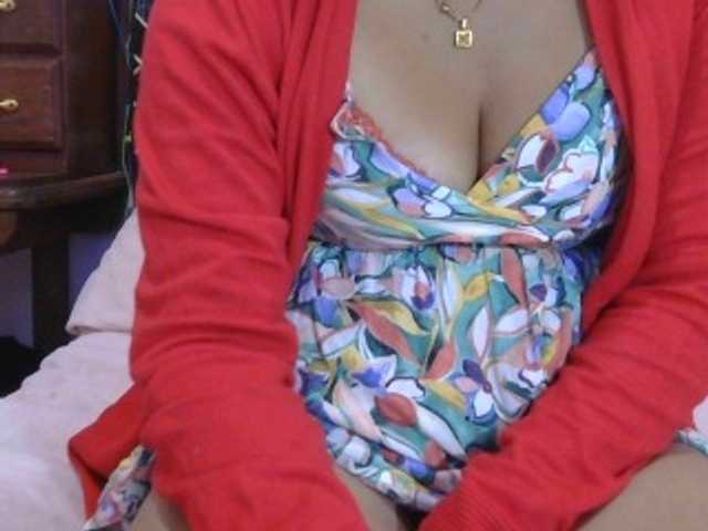 Mielly live cam on BongaCams