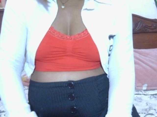 Mielly live cam on BongaCams