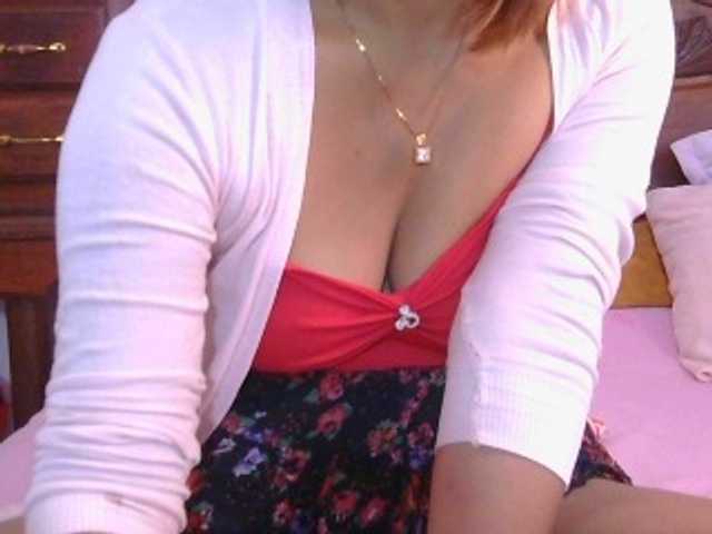 Mielly live cam on BongaCams