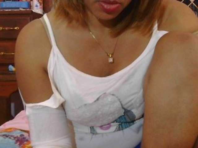 Mielly live cam preview