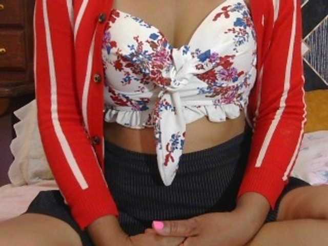 Mielly live cam preview