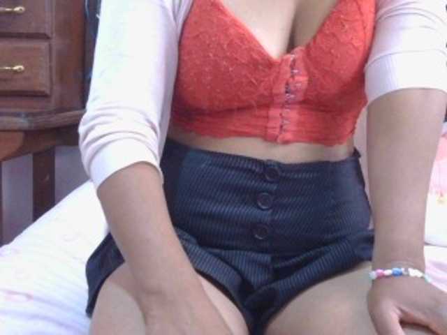 Mielly live cam preview