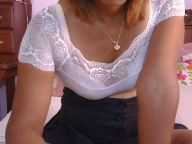 Mielly's BongaCams show and profile