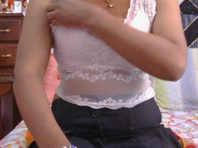 Mielly live cam preview