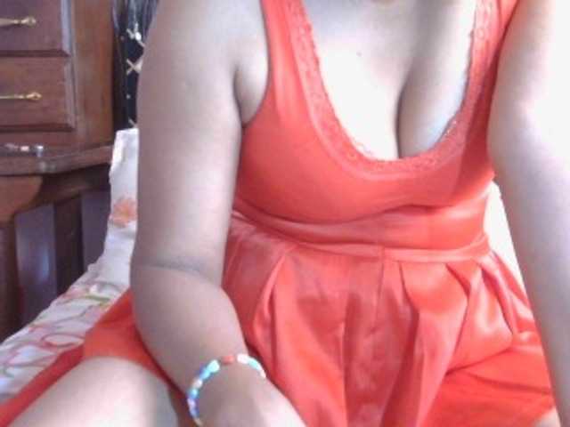 Mielly, live now on BongaCams