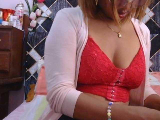 Mielly live cam preview
