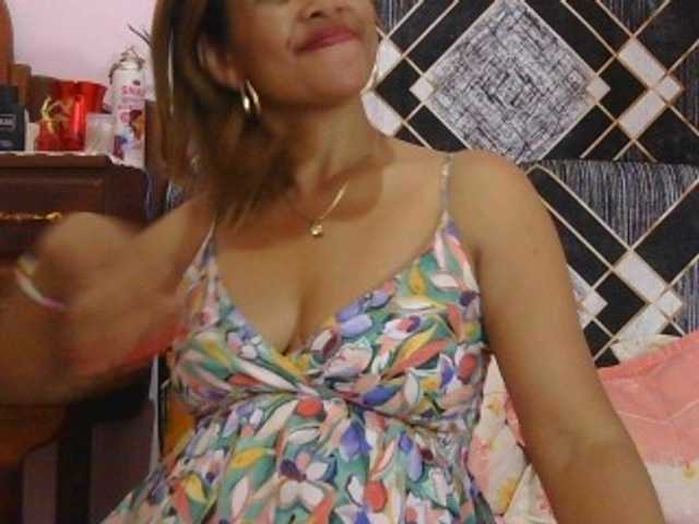 Mielly live cam preview
