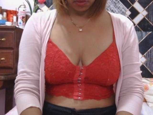 Mielly live cam preview