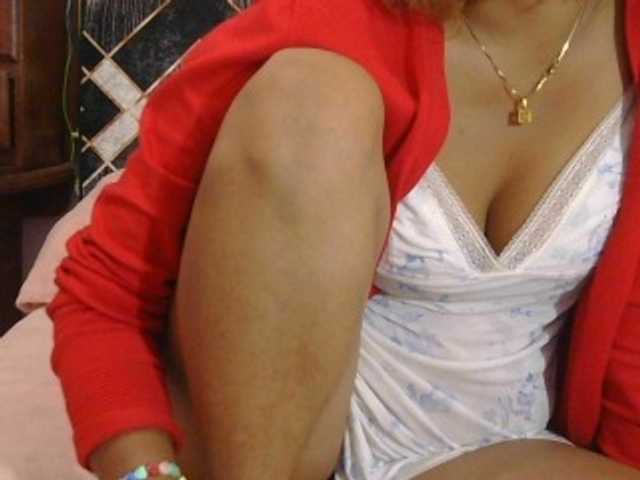 Mielly live cam on BongaCams