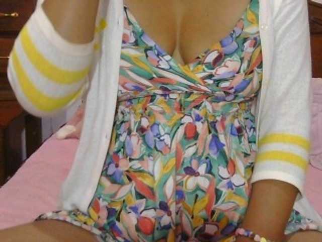 Mielly live cam on BongaCams