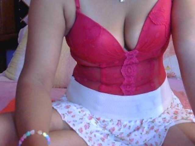 Mielly live cam preview