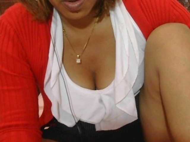 Mielly live cam on BongaCams