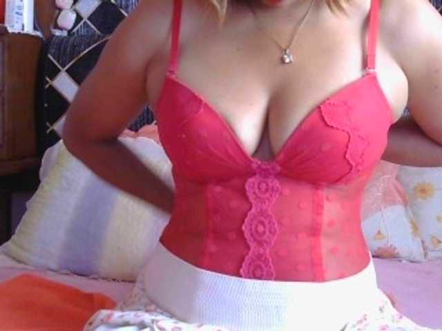 Mielly live cam preview