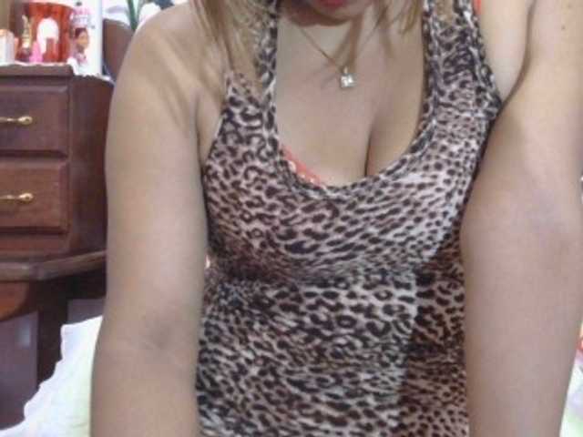 Mielly live cam preview