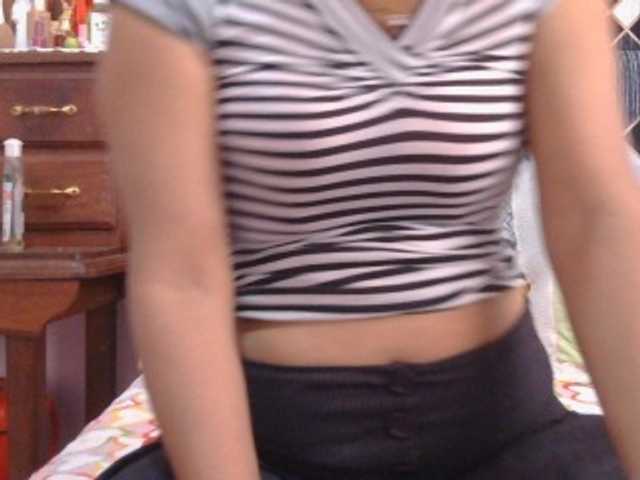 Mielly live cam preview