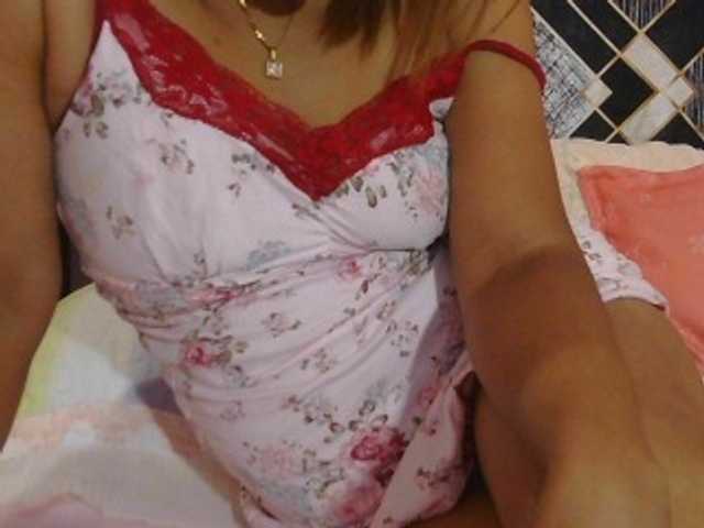 Mielly live cam preview
