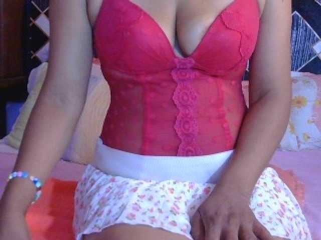 Mielly live cam preview