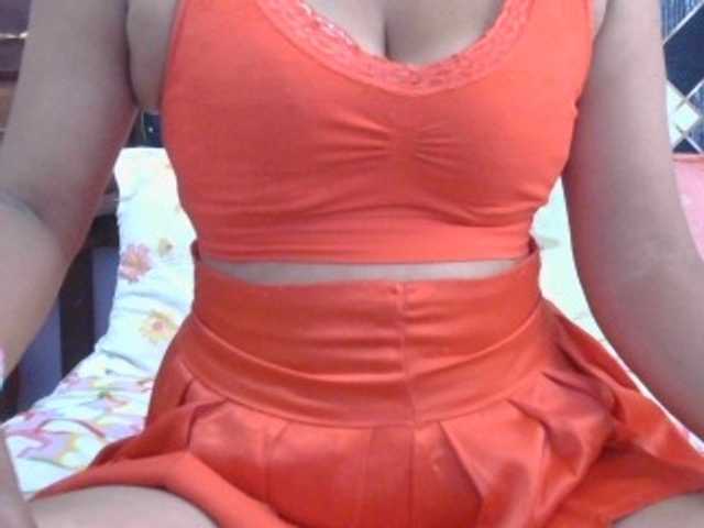 Mielly, en directo ahora en BongaCams