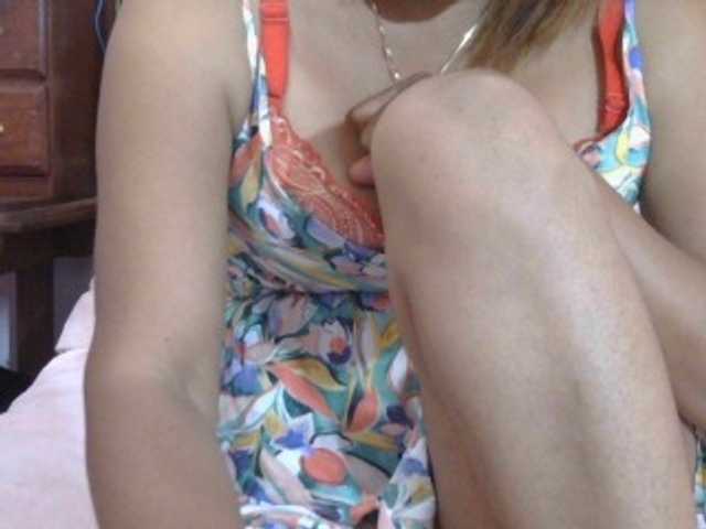 Mielly live cam preview