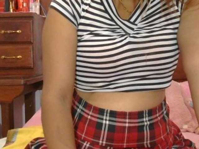 Mielly live cam on BongaCams
