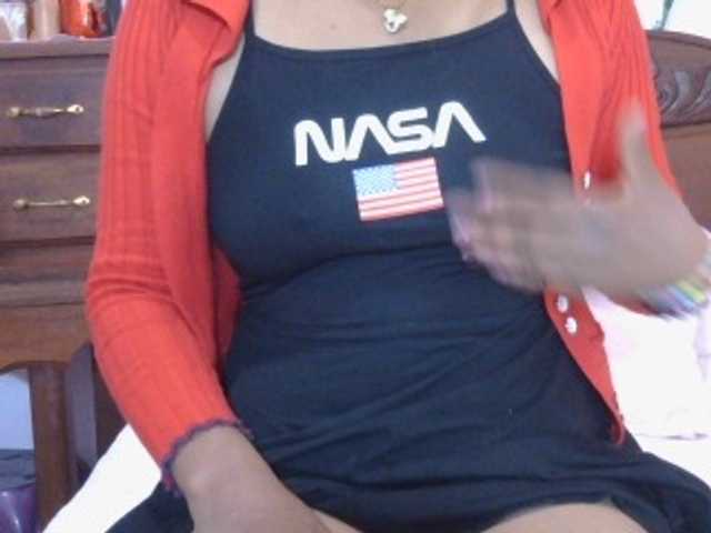 Mielly live webcam show