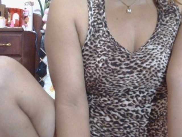 Mielly live cam preview