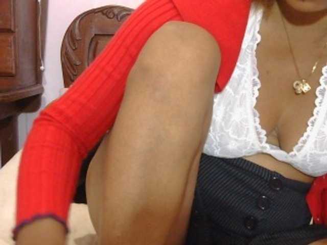 Mielly live webcam show