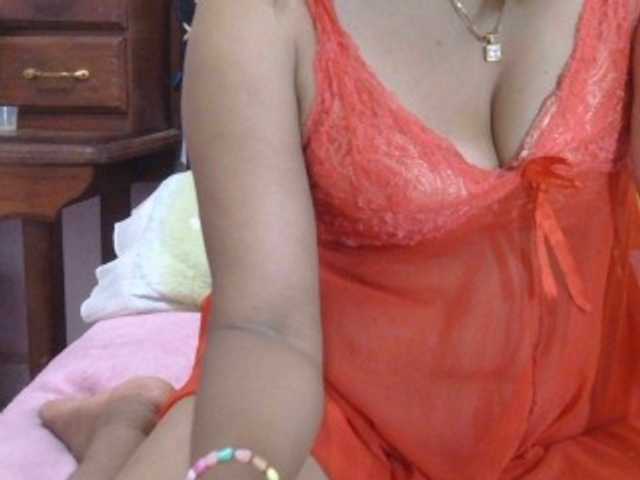 Mielly live cam preview