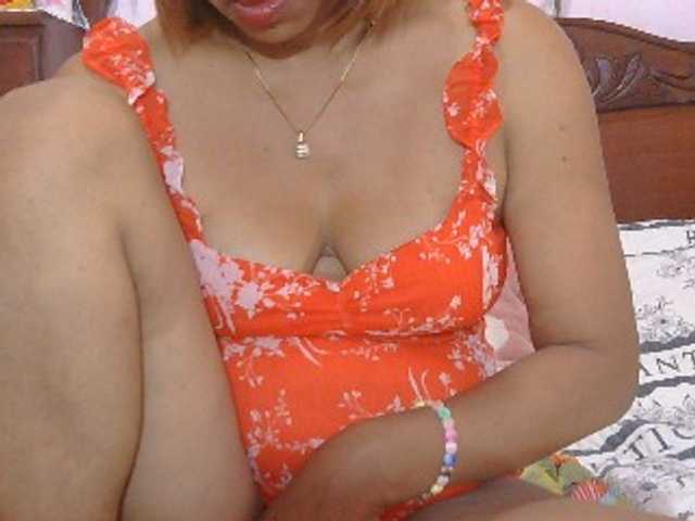 Mielly live cam on BongaCams